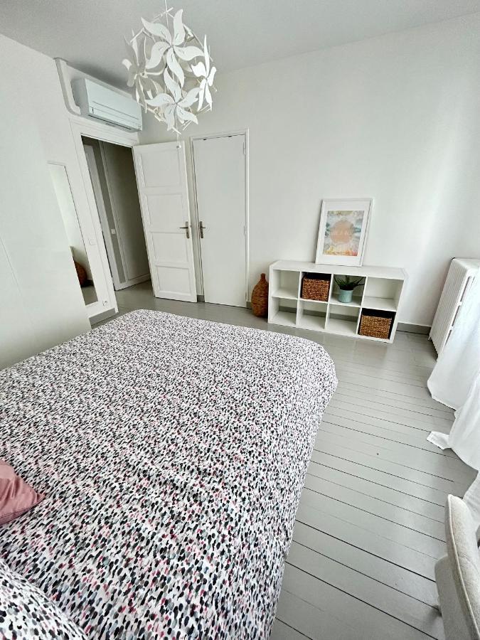 Apartment Centre
