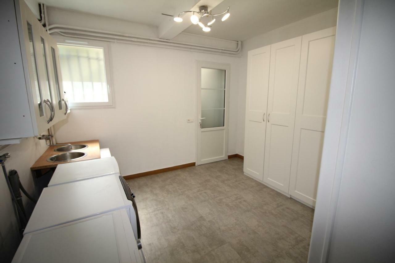 Centre Apartment *